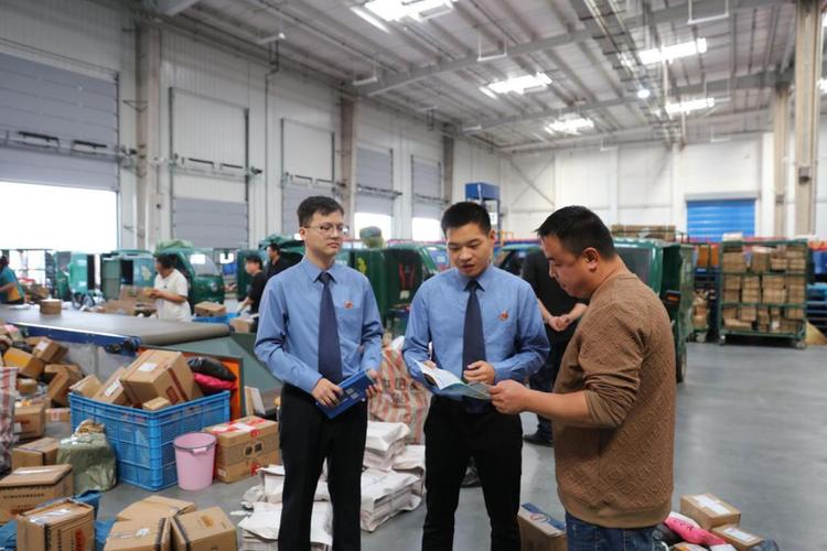 团风县中学生如何收快递