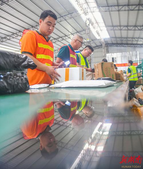 物流寄递业三个百分百