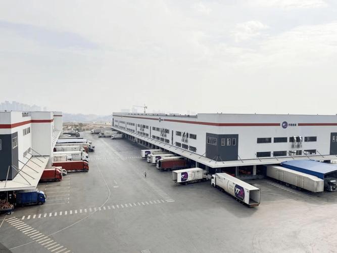 圆通快递浦东转运中心