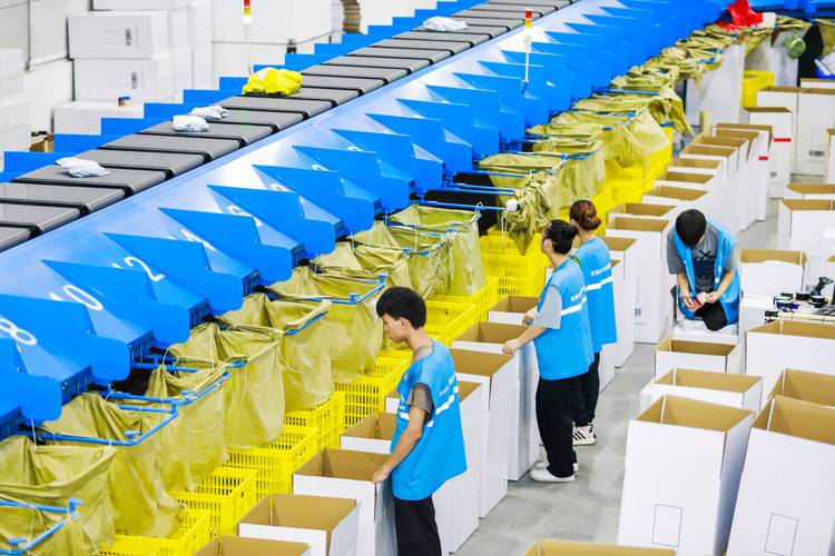 万象物流 菜鸟物流