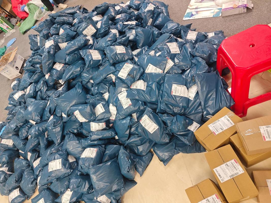 寄快递需要自己打包吗