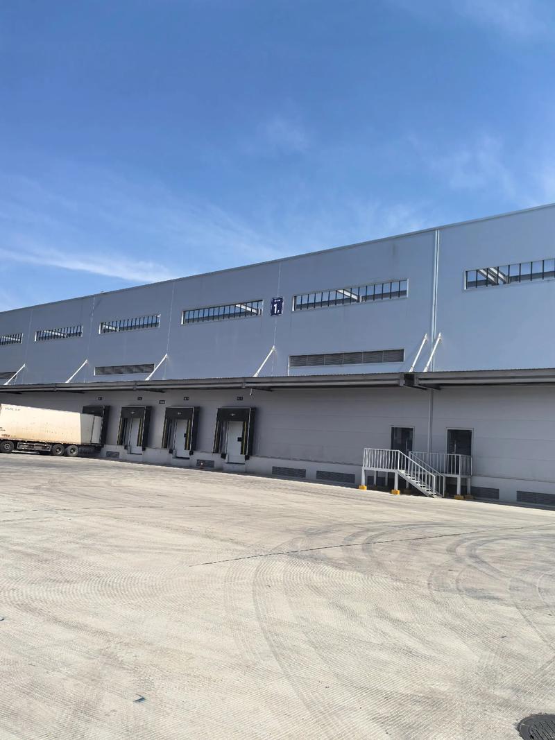 古田二路蓝焰物流园